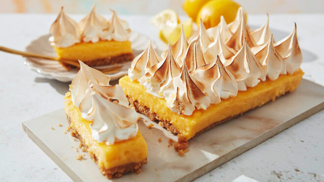 Easter Lemon Meringue Traybake