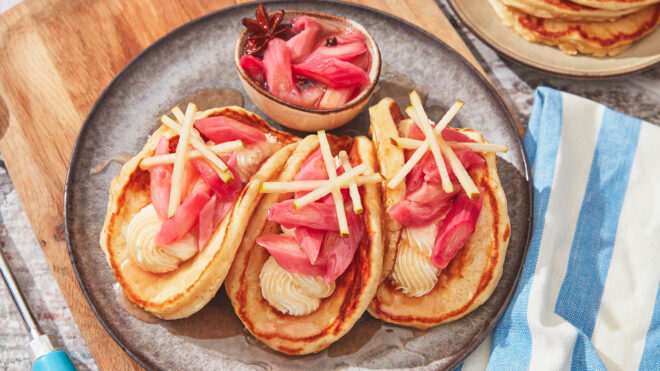 Spiced Rhubarb and Apple Taco Pancakes